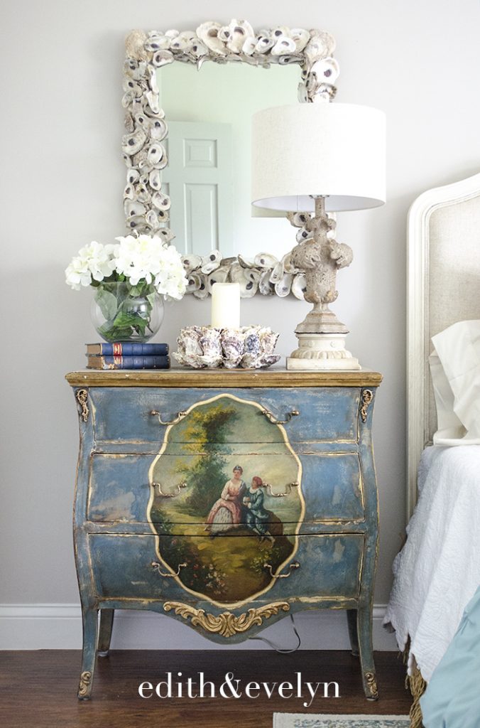 Summer Decorating with Coral and Shells | Edith & Evelyn | www.edithandevelynvintage.com